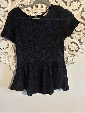Romeo & Juliet Couture Black Lace Peplum Top